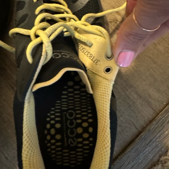 Ladies ECCO Performance size 37, Black - Picture 4 of 6